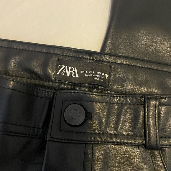 Zara Faux Leather Straight Leggings Pants Ankle Slit - Picture 10 of 10